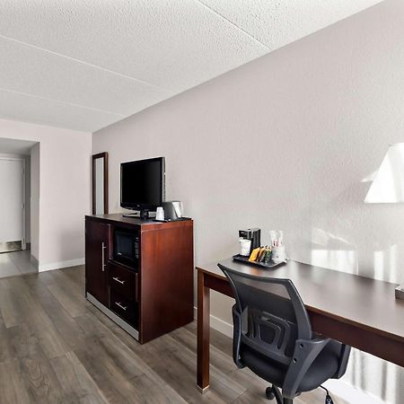 Best Western Luxbury Inn Fort Wayne Eksteriør bilde