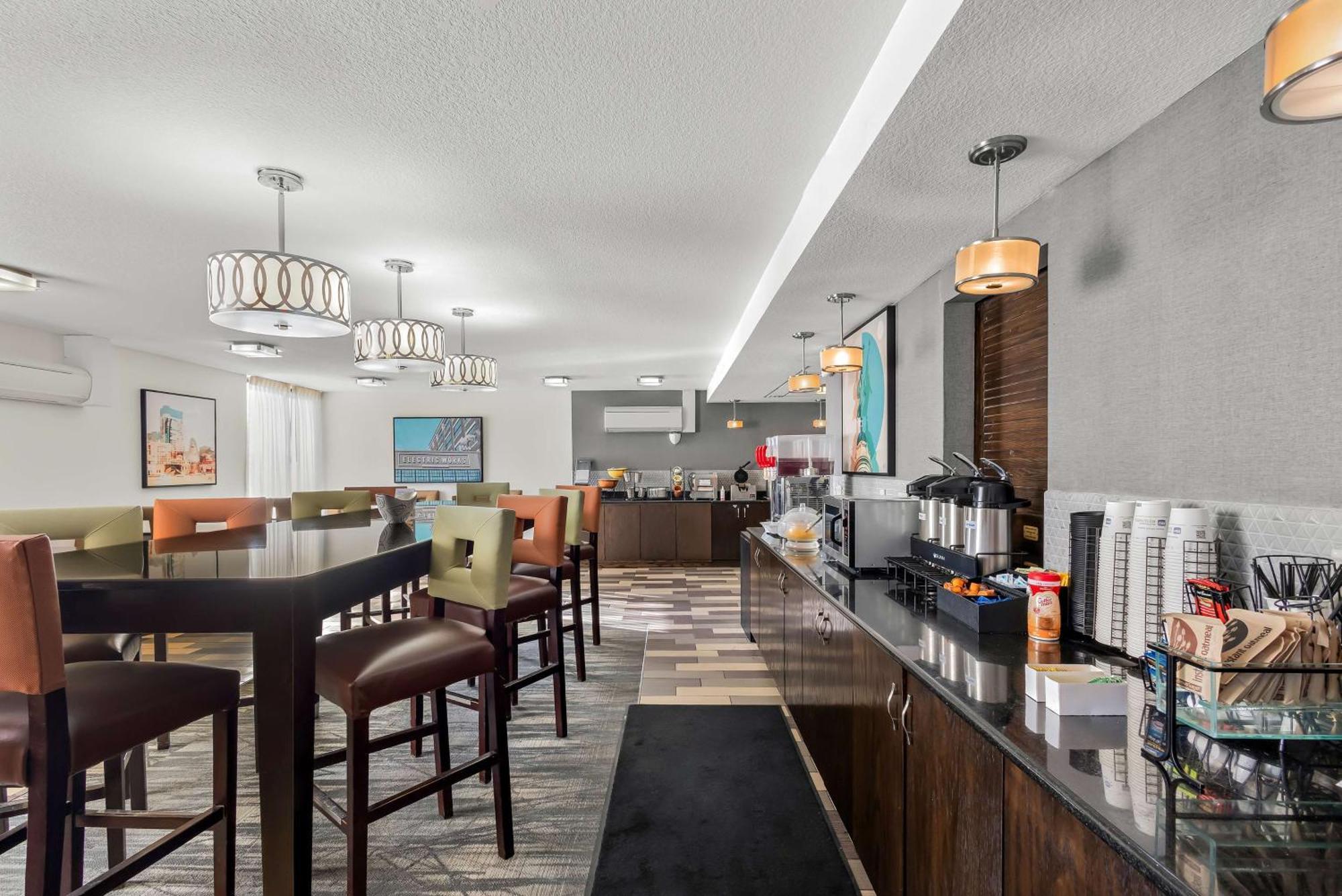 Best Western Luxbury Inn Fort Wayne Eksteriør bilde