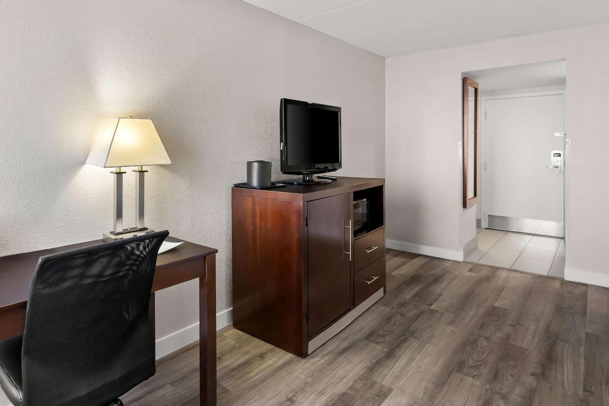 Best Western Luxbury Inn Fort Wayne Eksteriør bilde